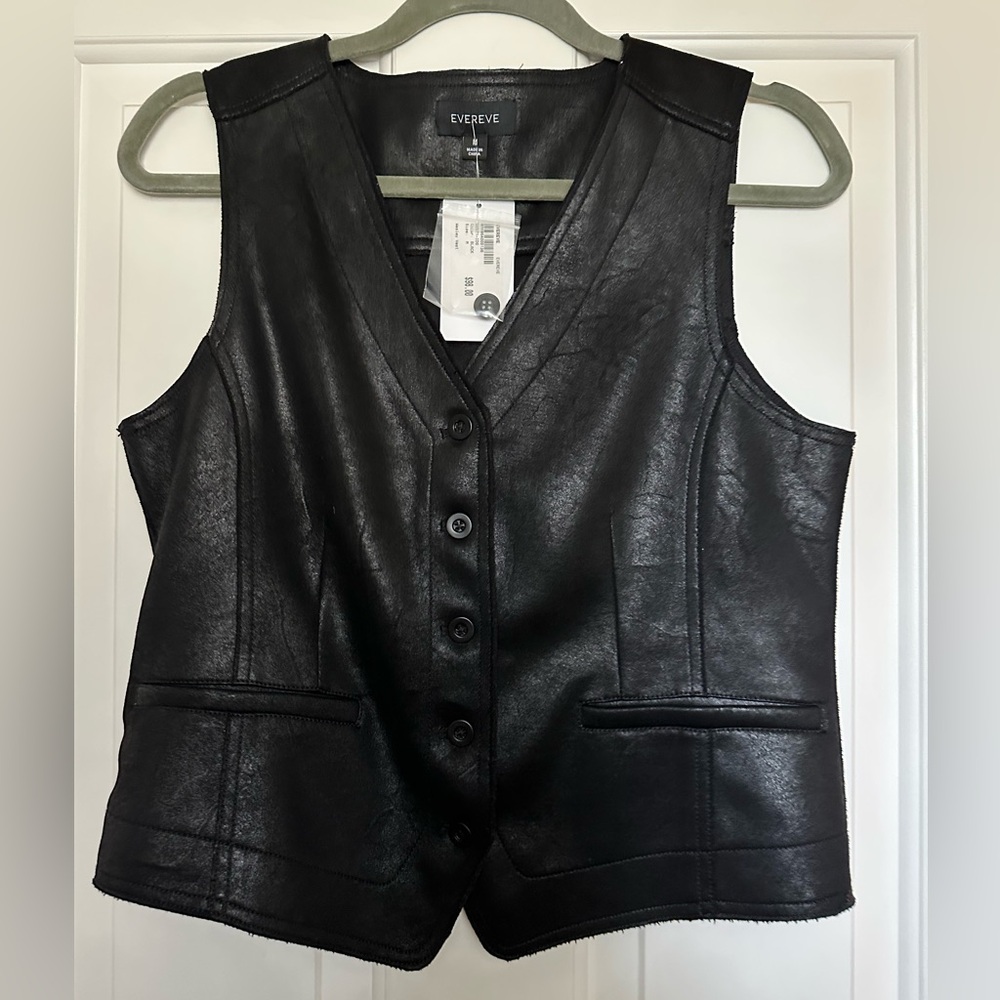 Evereve Women's Black Leather Vest - new with tag - size M see tag for material